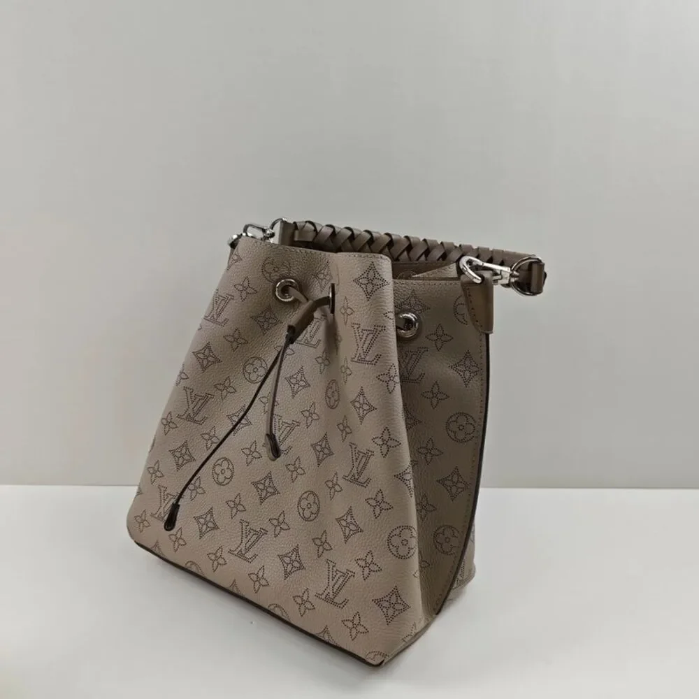 Louis Vuitton Women Pre-Loved Bag Brand New Condition